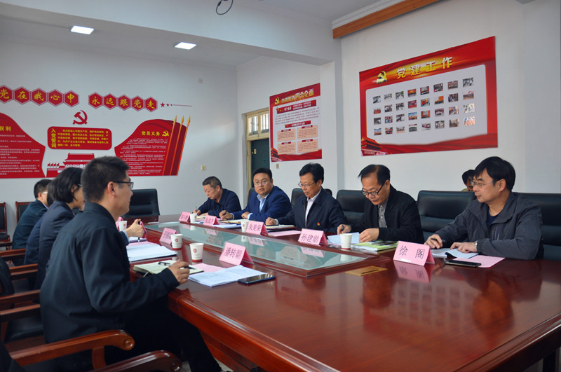 5cc1853b2114d.jpg 5cc1853b2114d.jpg