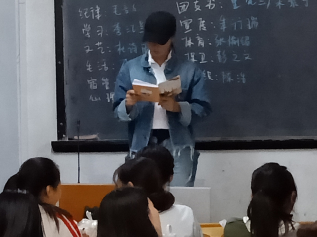 5be2edc65df40.jpg 5be2edc65df40.jpg