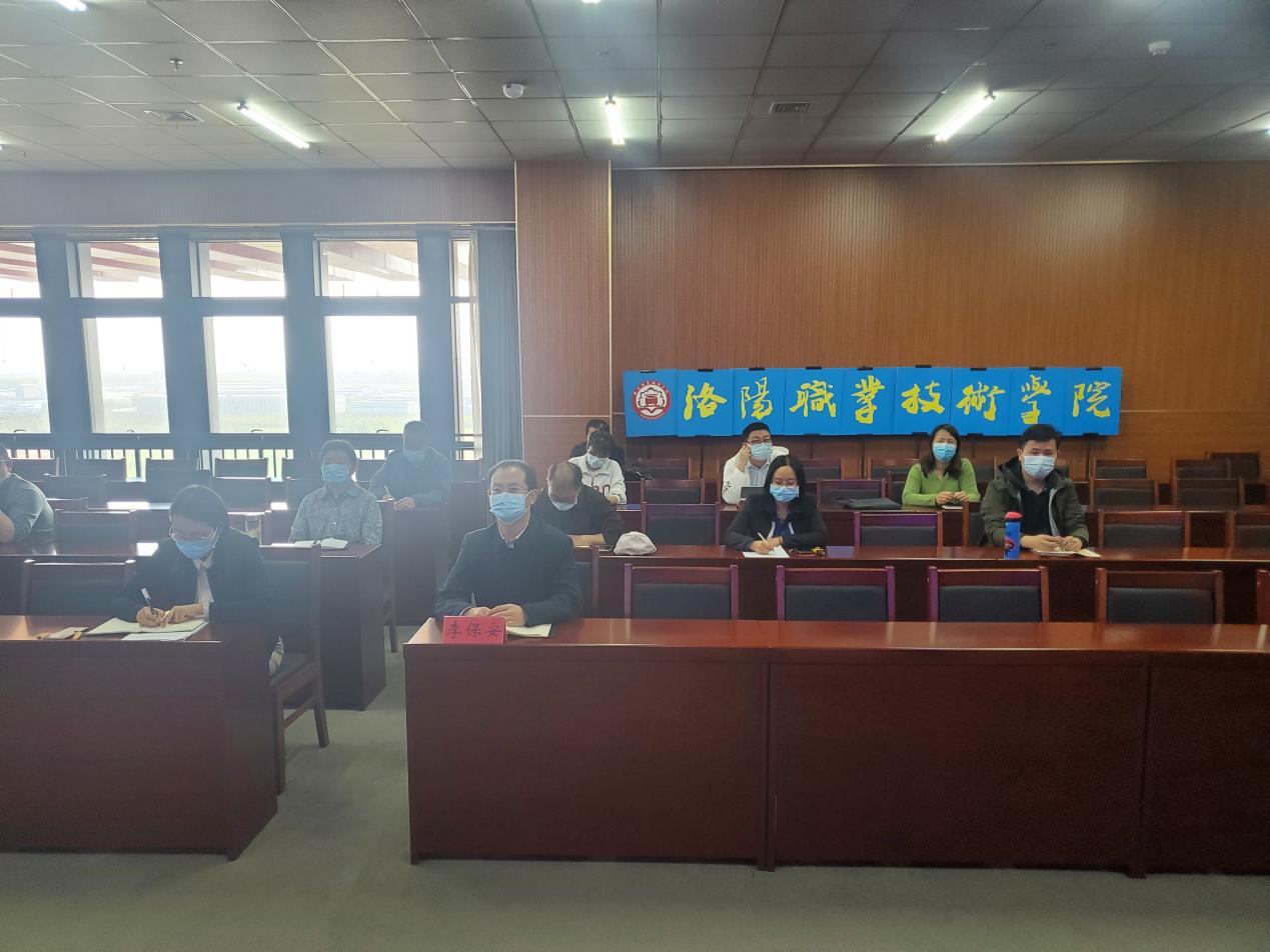说明: 93d9ecab4adacac9d0aa8eeaab64e05