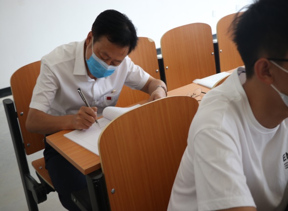 说明: C:/Users/ADMINI~1/AppData/Local/Temp/WeChat Files/5933dbacce8eb5e26ffe383d0215f27.jpg