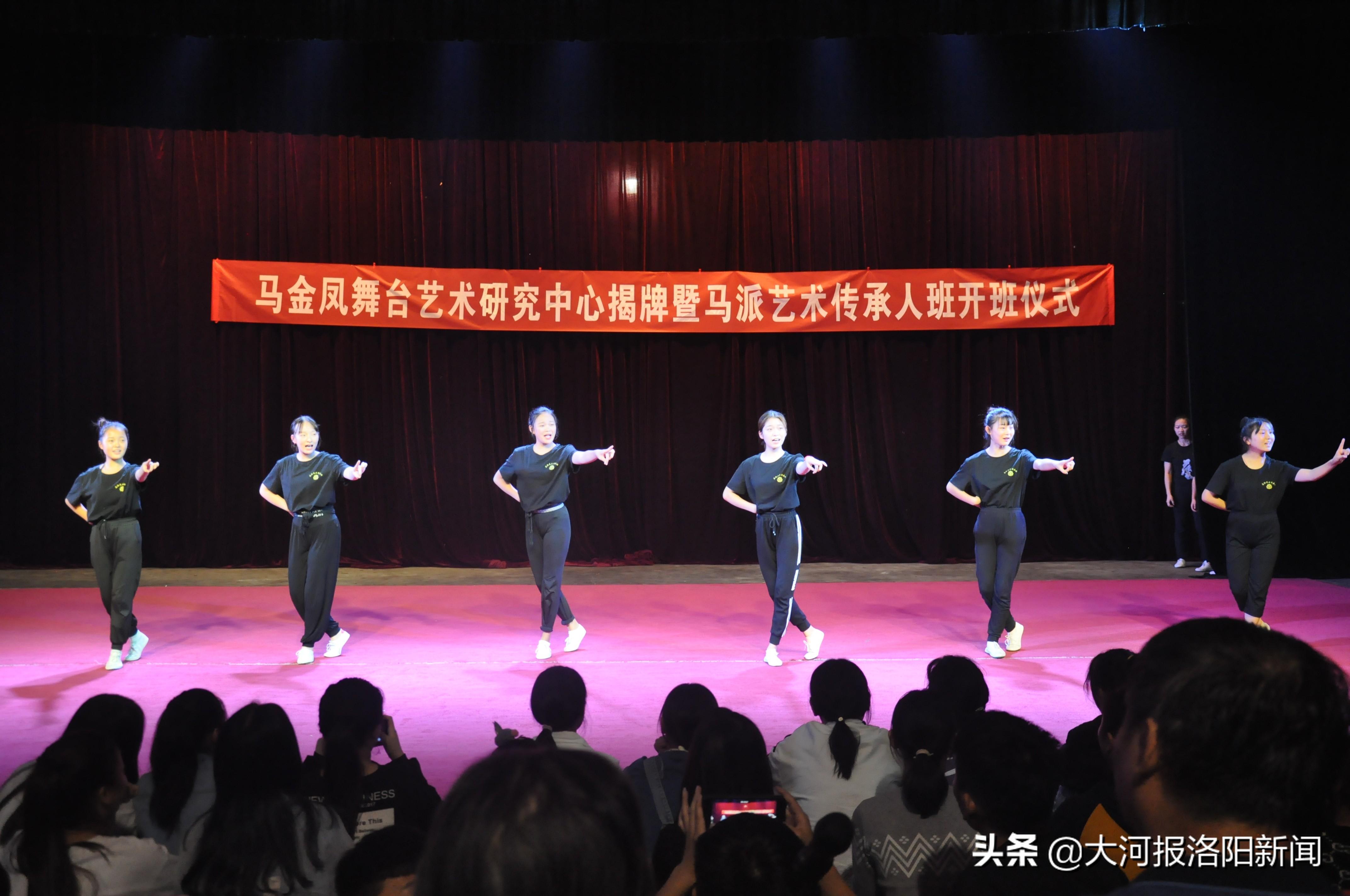 豫剧大师马金凤:身体力行服务群众,德艺双馨传承艺术