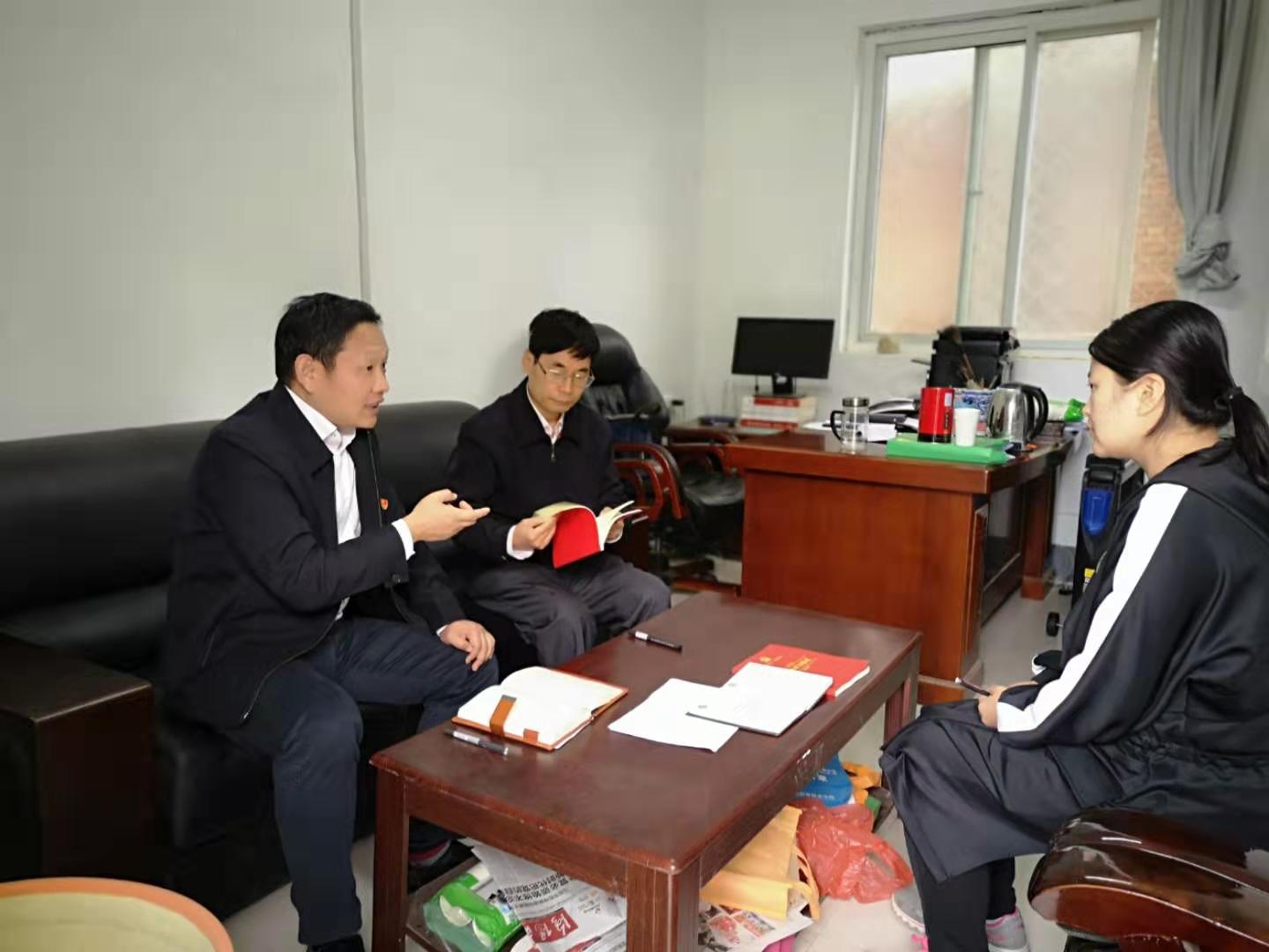 5d9edfc857a51.jpg 5d9edfc857a51.jpg