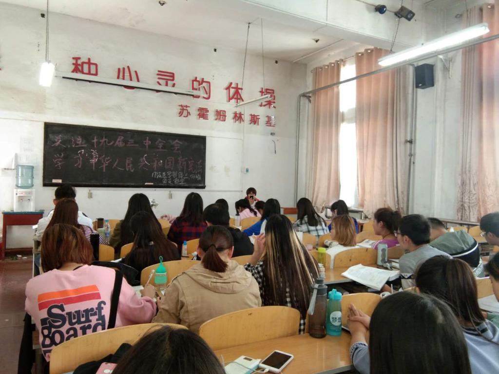 5bb0dc7f5cdac.png 5bb0dc7f5cdac.png