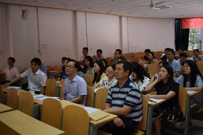 5b18f75b05756.jpg 5b18f75b05756.jpg