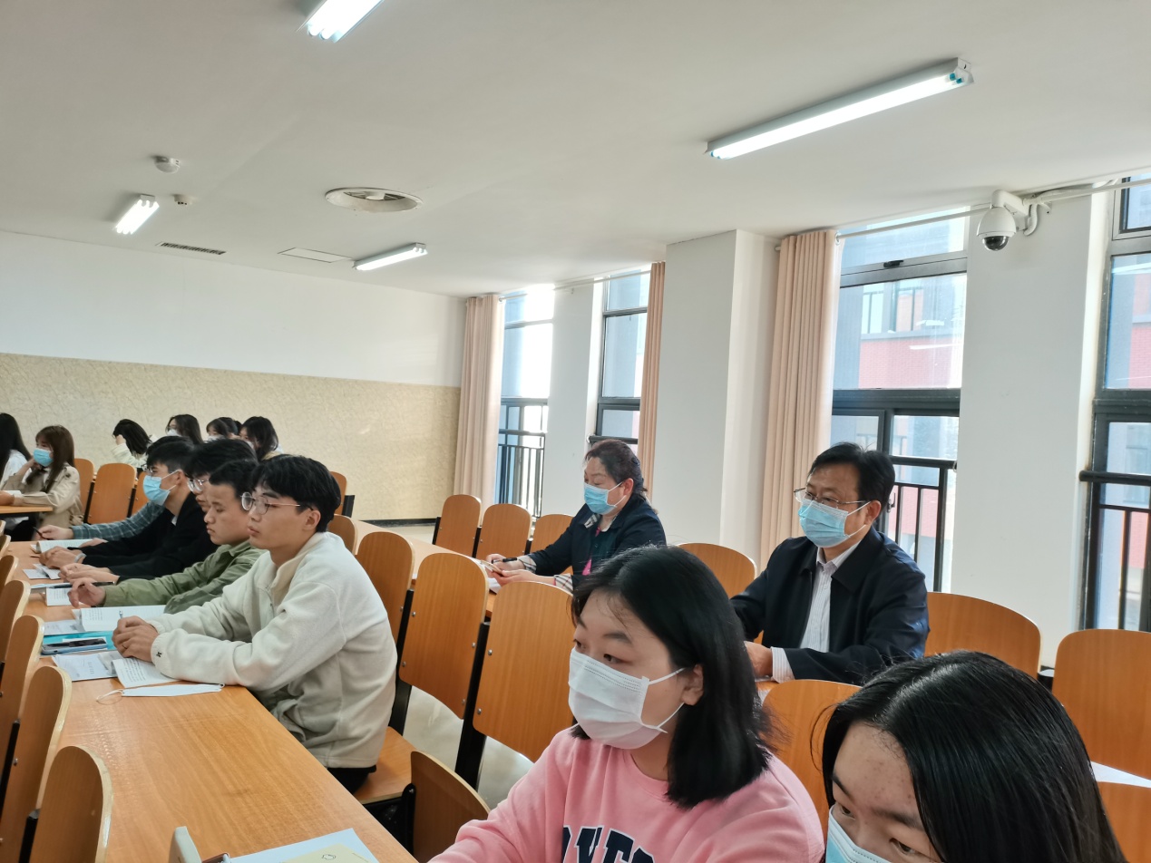 说明: C:/Users/j'w'c/AppData/Local/Temp/WeChat Files/6802c2eff136c9166a933b5f16c6b03.jpg