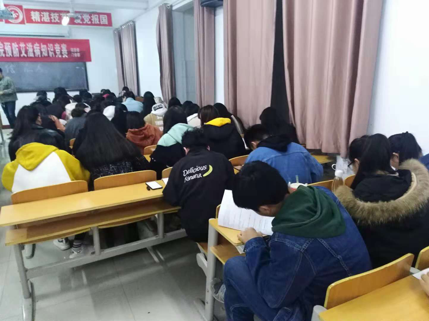 5bed5ce0a150d.png 5bed5ce0a150d.png